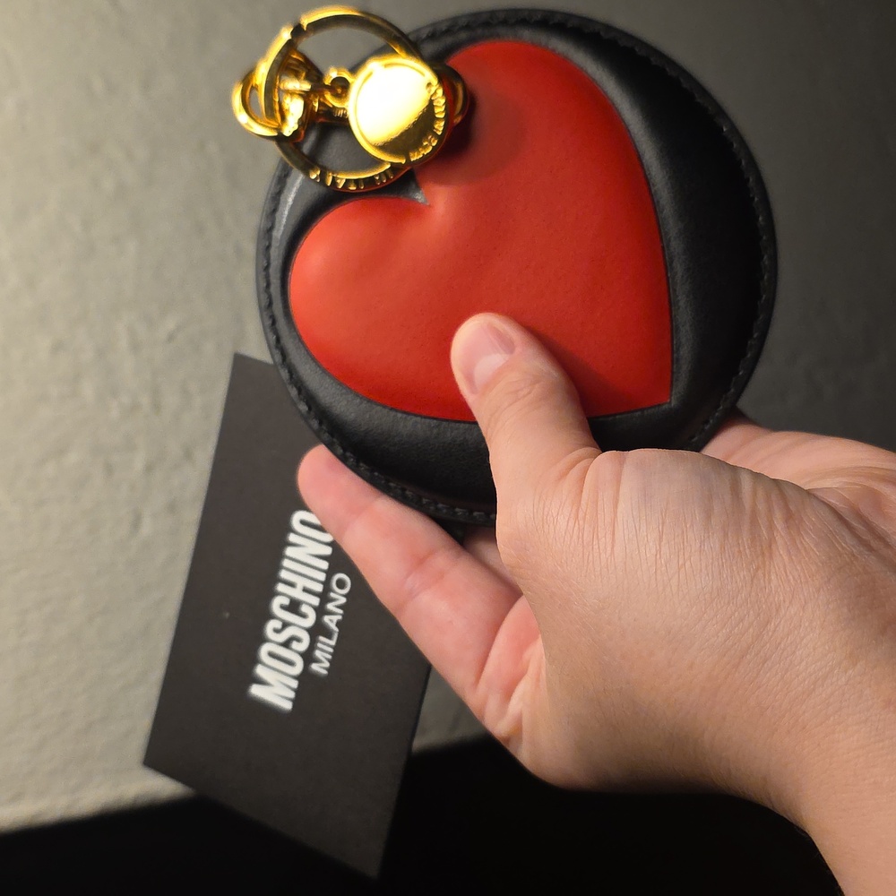 Moschino Black and Red Heart Charm And Keyholder With Dustbag